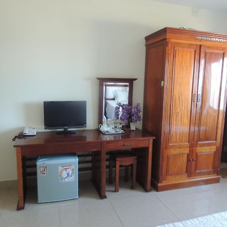 Ngan Ha Hotel Dong Hoi Esterno foto