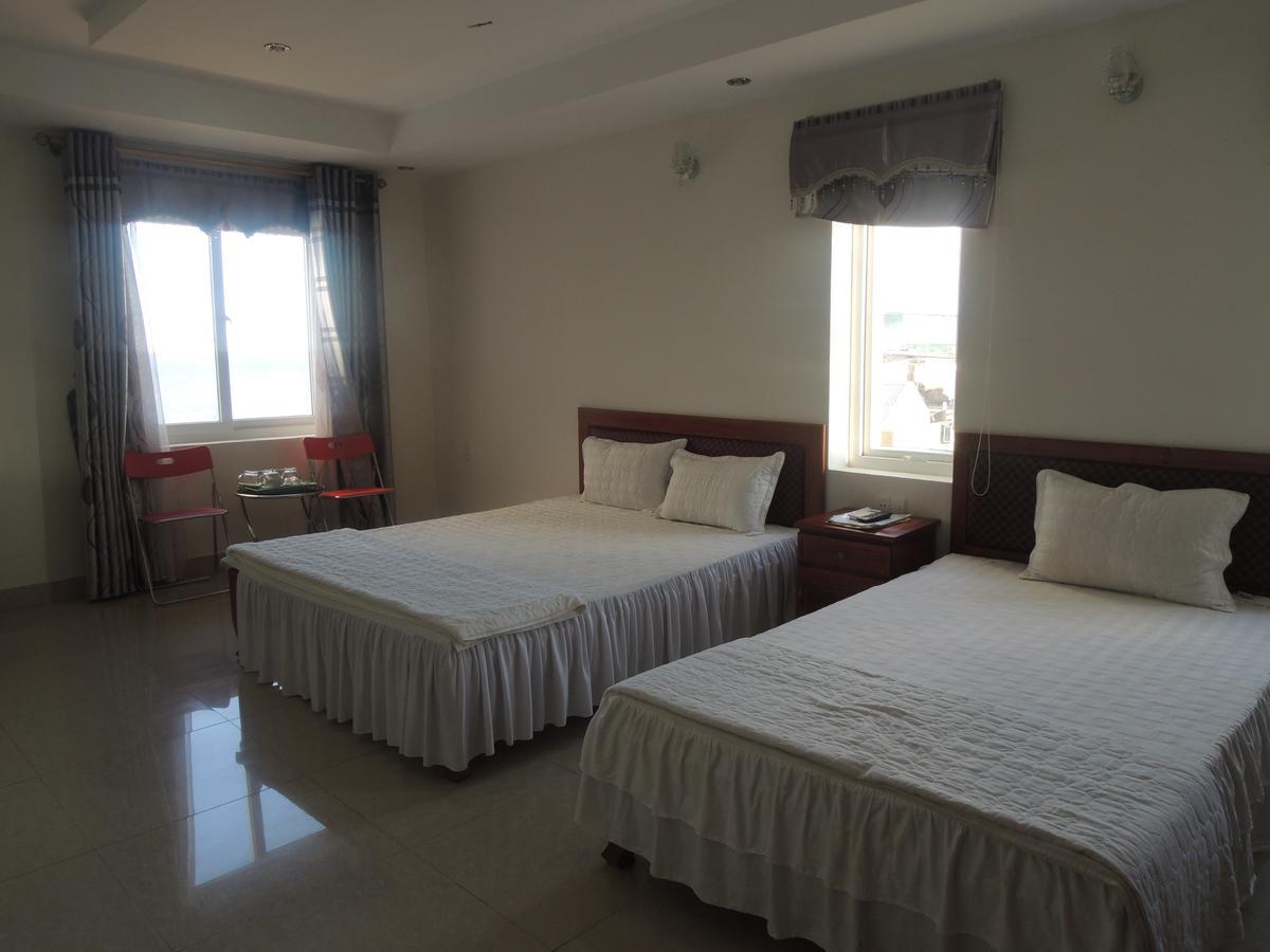 Ngan Ha Hotel Dong Hoi Esterno foto