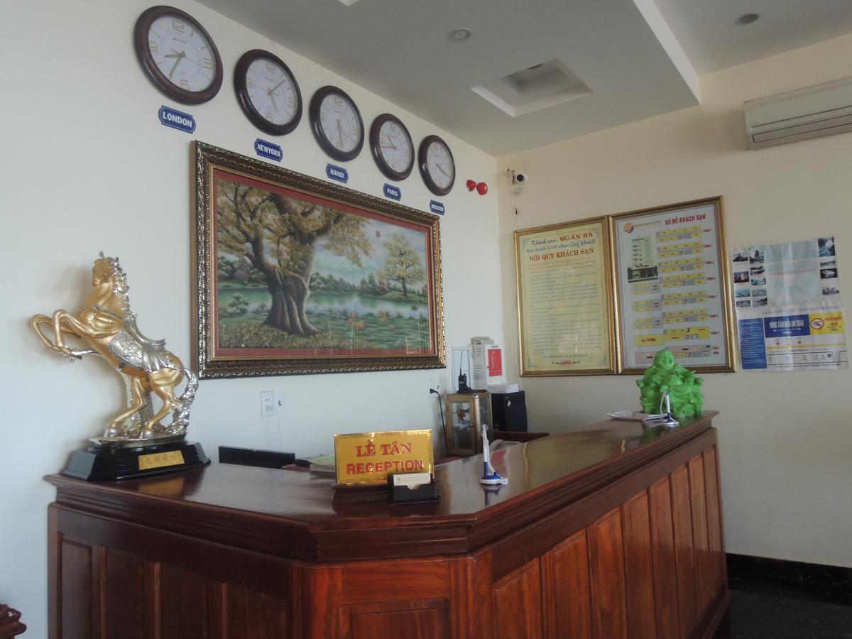 Ngan Ha Hotel Dong Hoi Esterno foto
