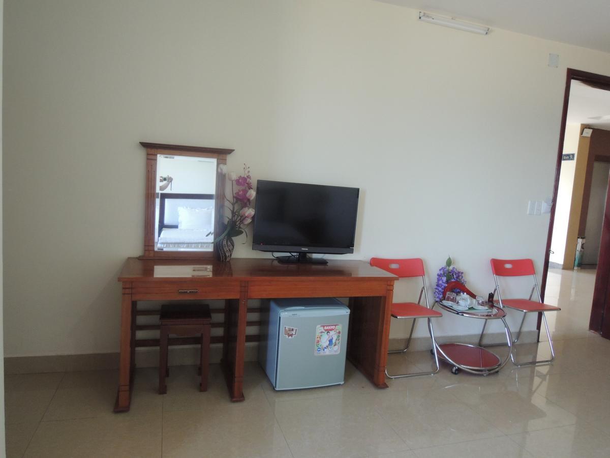 Ngan Ha Hotel Dong Hoi Esterno foto