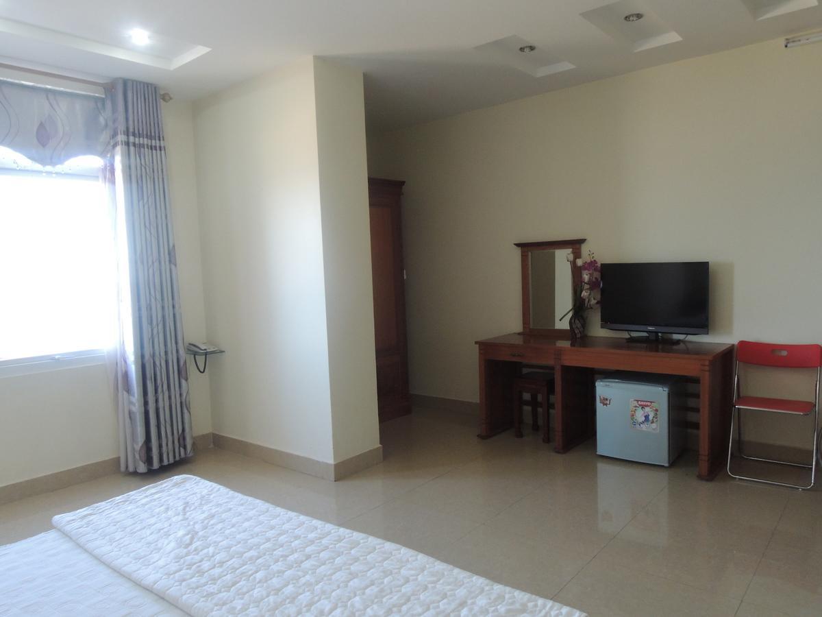 Ngan Ha Hotel Dong Hoi Esterno foto